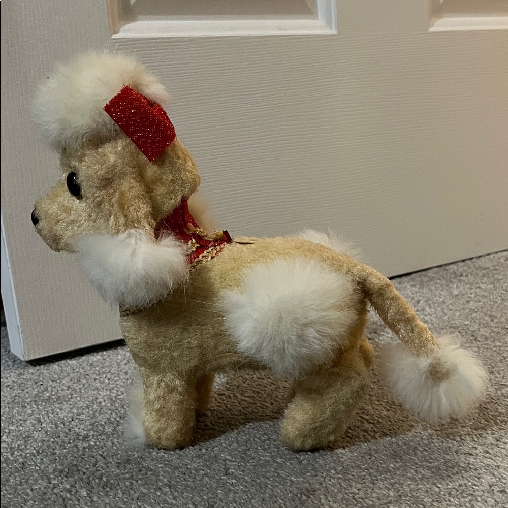 Vintage Ginger Poodle Dog Toy Japan battery operated but is missing case. 1960’s